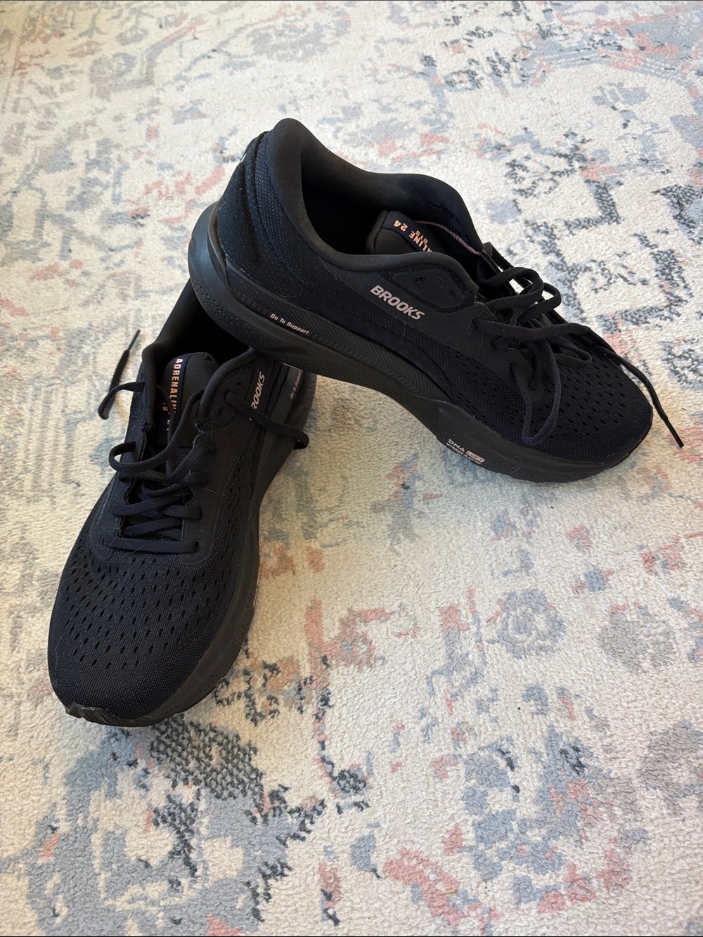 Brooks Black Mesh Lace-Up Running Sneakers size 11